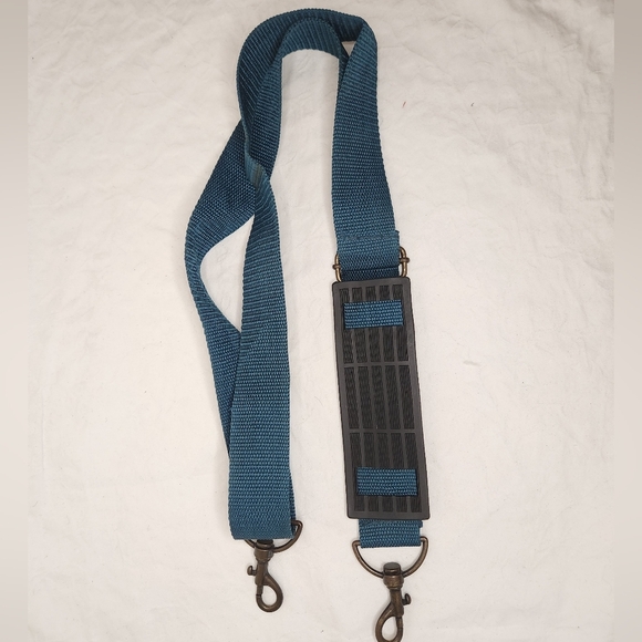 80s Riviera Floral Tapestry Duffle Bag - Picture 2 of 14